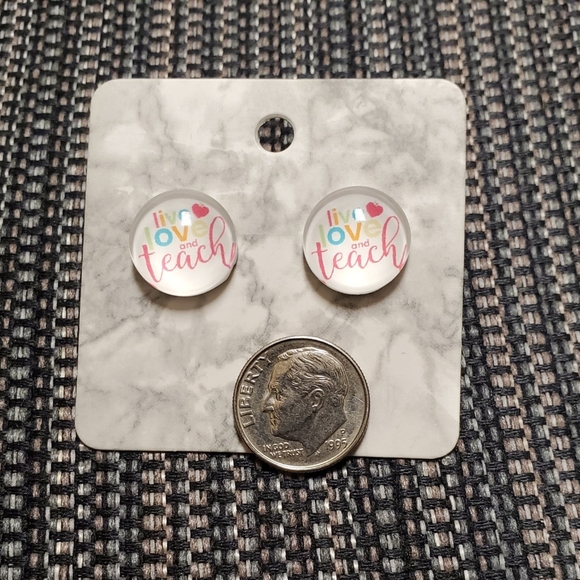 Women's 8mm Teach Love Inspire Design Postback Round Handmade Earrings - Picture 2 of 2